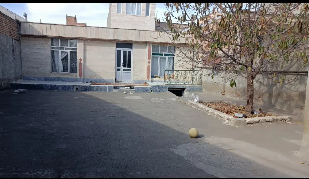 خانه ویلایی۲۰۰متری سلمان آباد