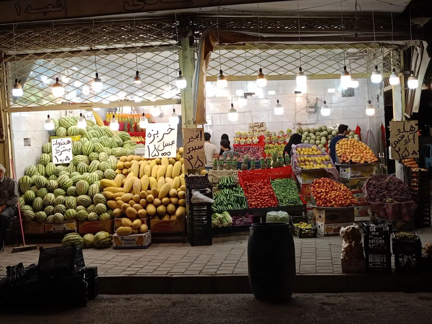 واگذاری مغازه میوه فروشی با دخل بالا