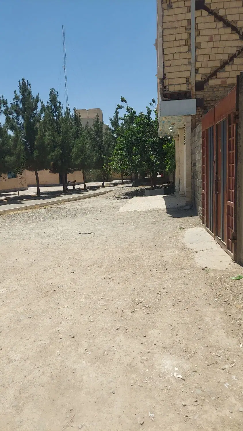 ۱۱۲ متر زمین بهر پارک