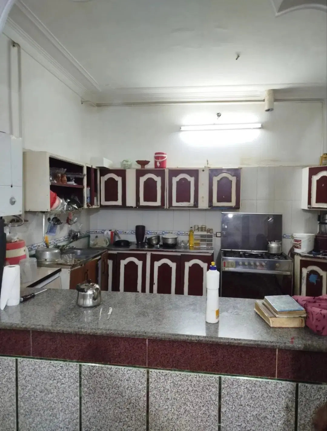 منزل ویلایی 200متری_ 2خواب_ جانبازان