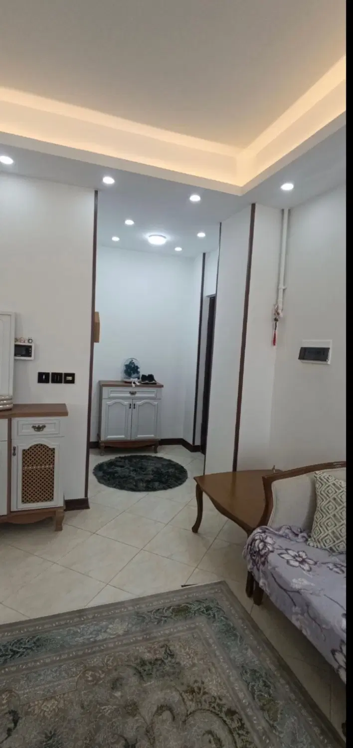 واحد ۸۰ متری تمیز شهرک ابریشم