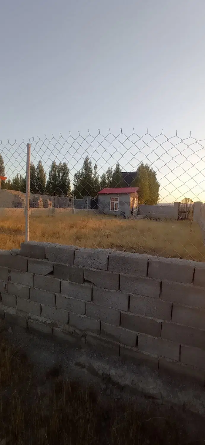 زمین در هیر با متراژ 328متر با امتیاز برق