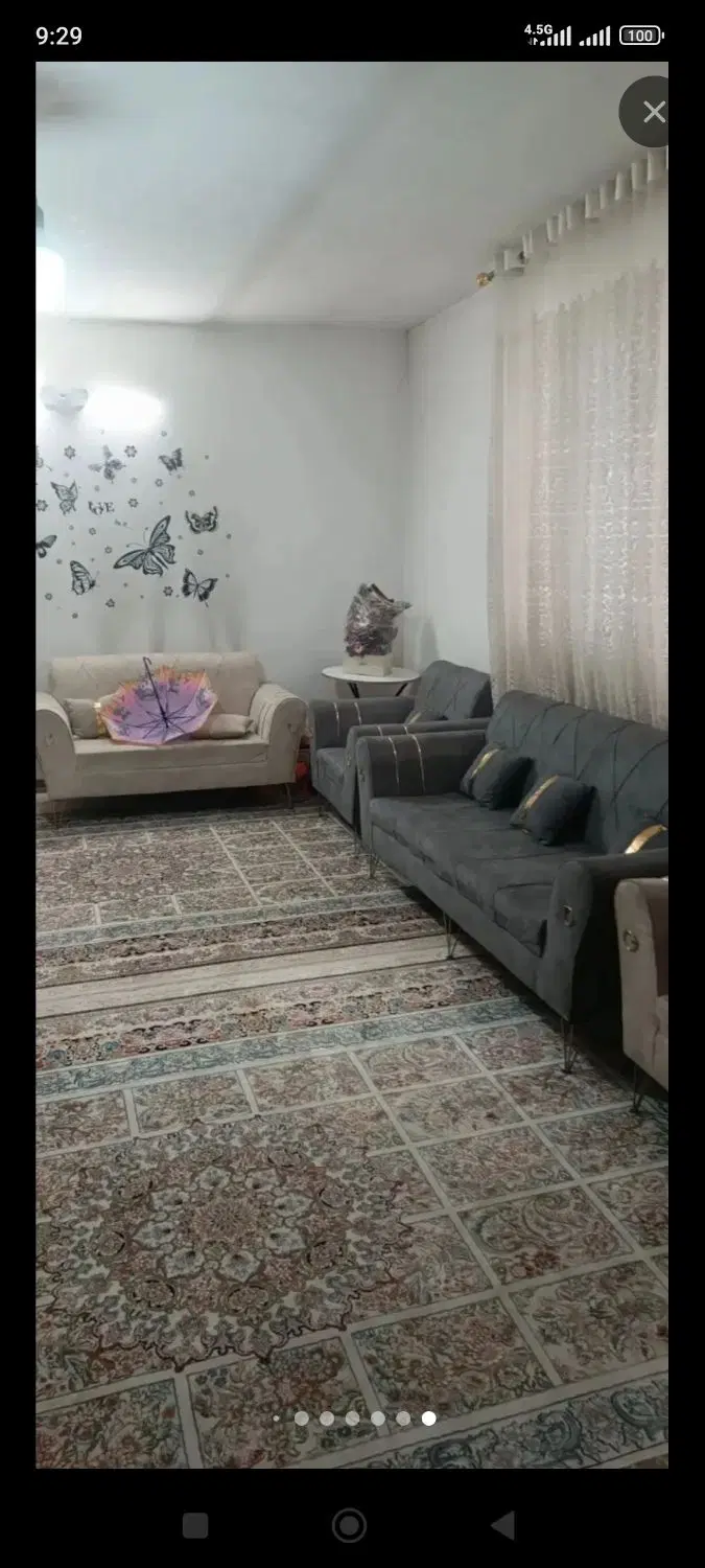 یک واحد چهار پله زیر همکف 130متری تمیز