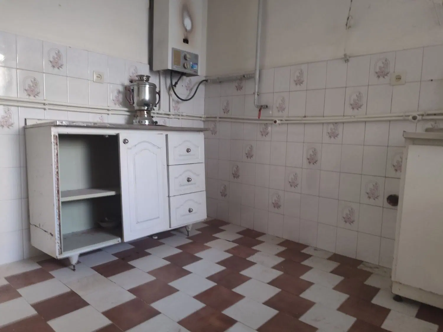 حیاط جنوبی 103 متری