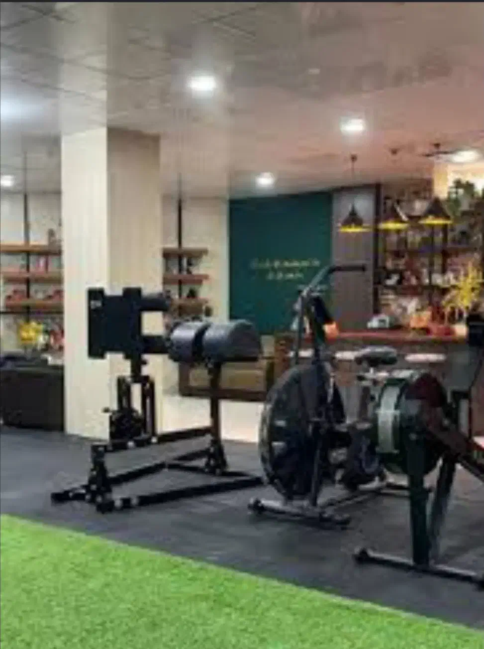 زیرزمین تجاری سقف ۴ متر