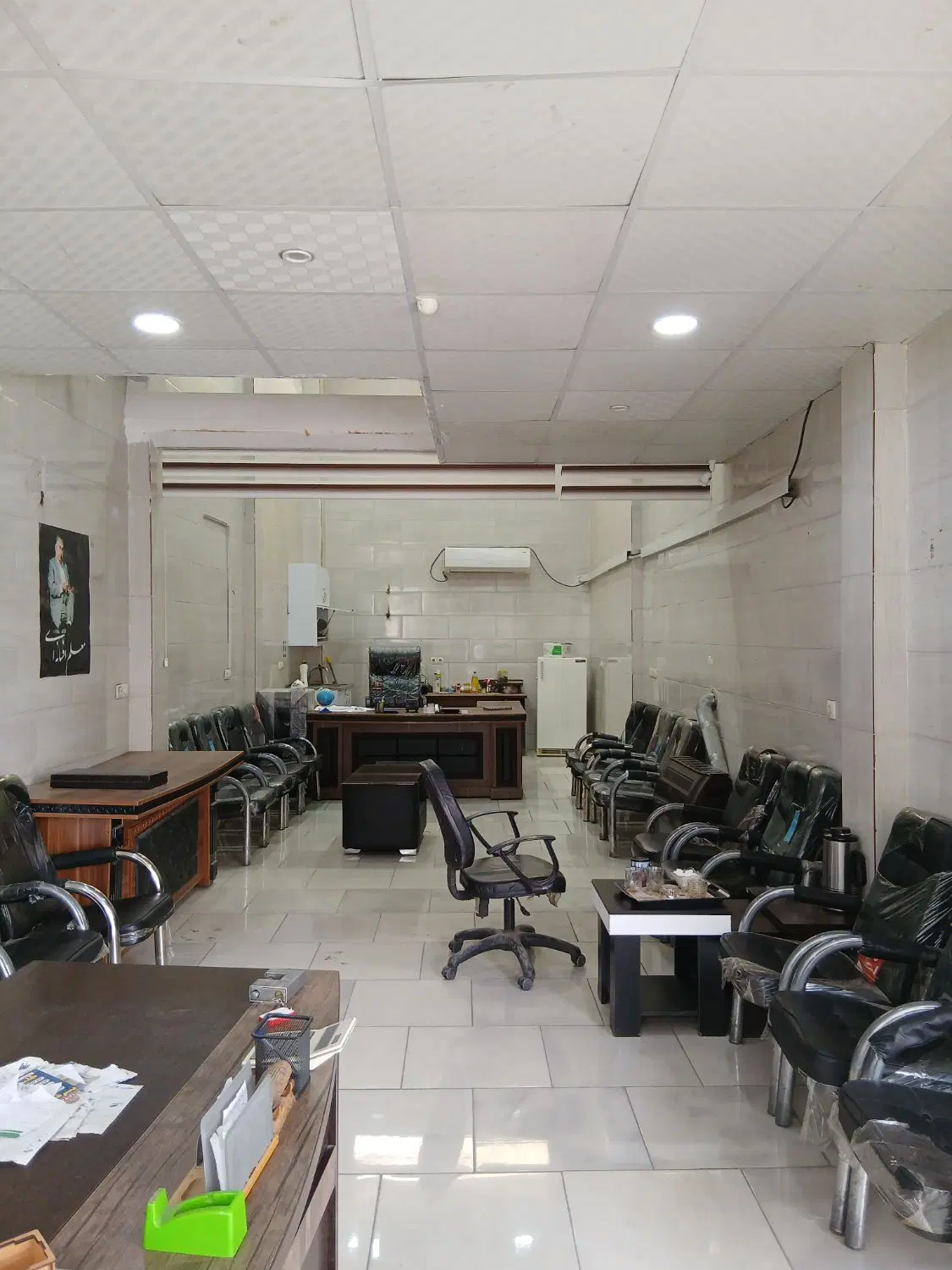 مغازه بر زاگرس شرقی