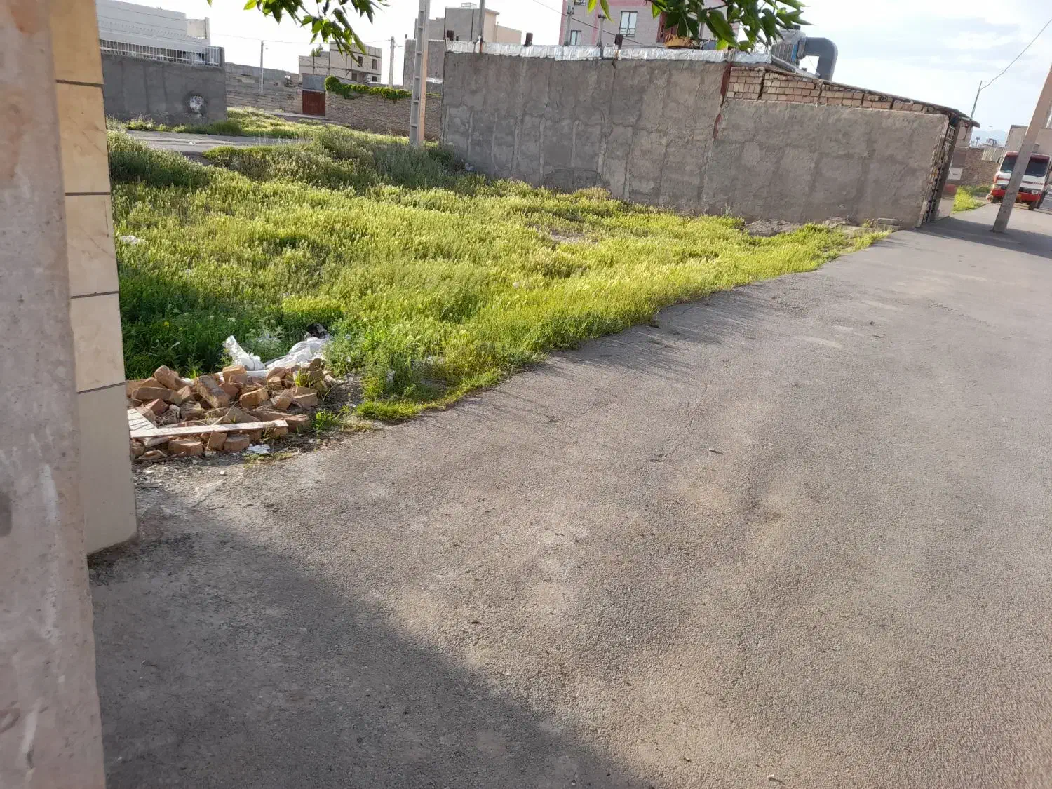 زمین مسکونی