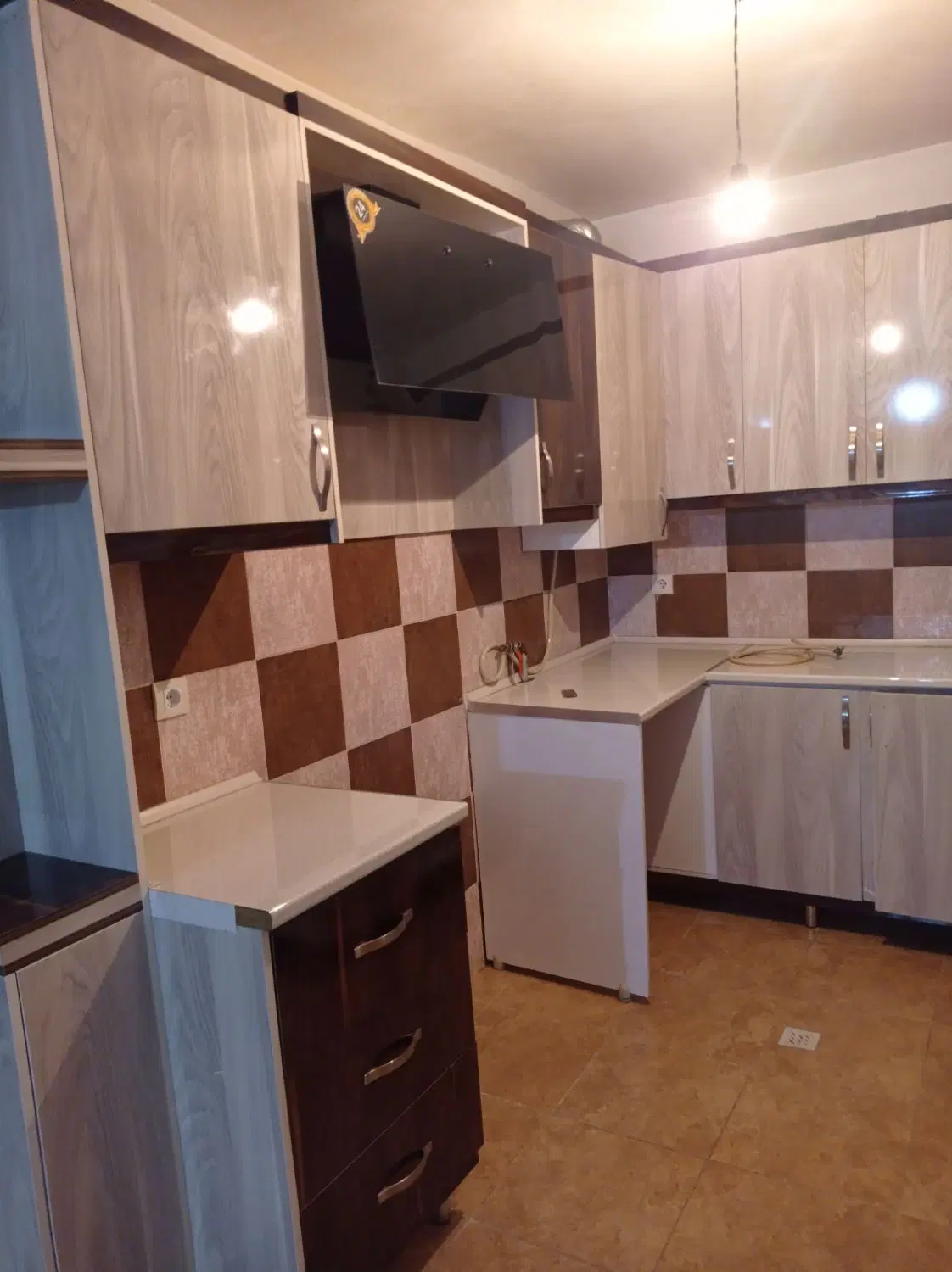 آپارتمان در منبع