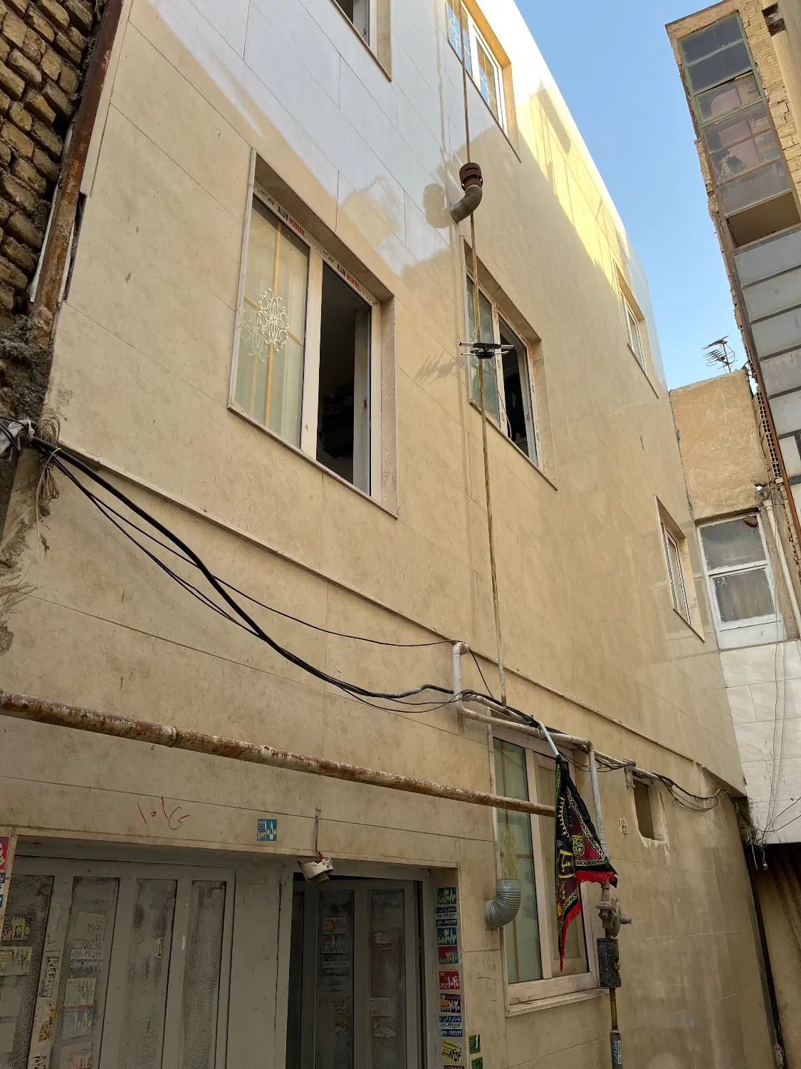 اپارتمان ۵۷ متری خوش نقشه طبقه دوم مهندسی