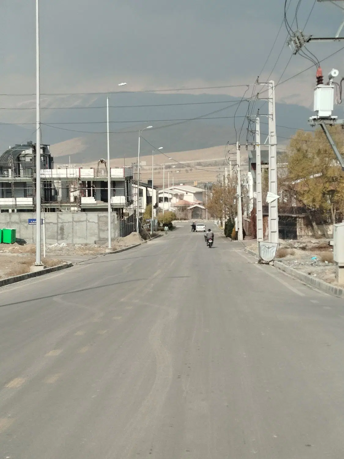 ۶۰۰متر زمین خام سند تک برگ ششدانگ باجواز