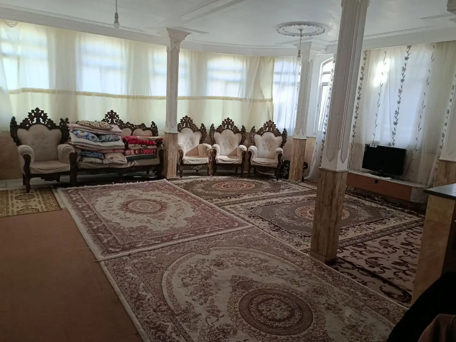 یک دستگاه خانه مسکونی