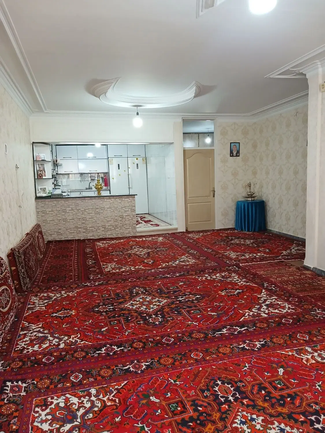 ساختمان مسکونی