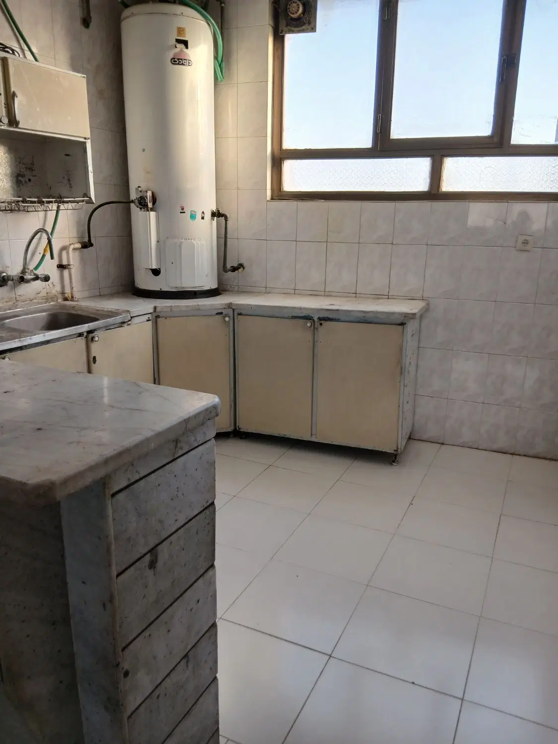اجاره سوئیت در خمینی شهر اصفهان