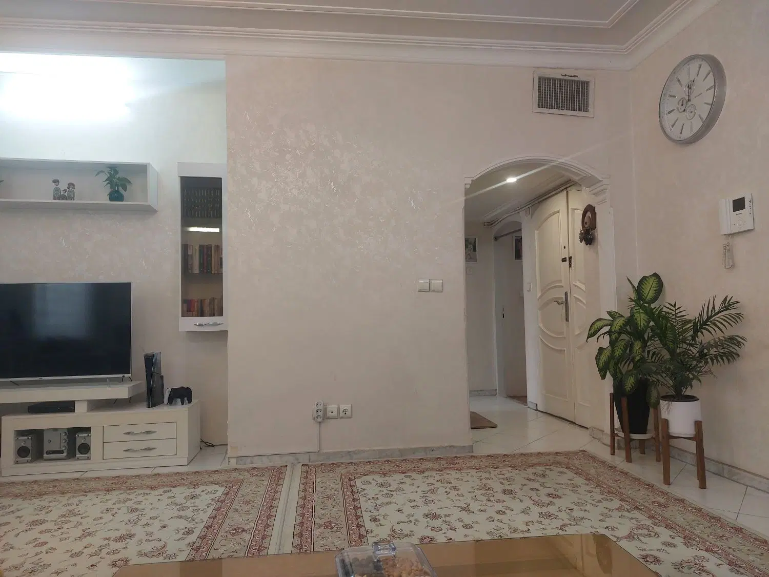 آپارتمان ۸۴ متری