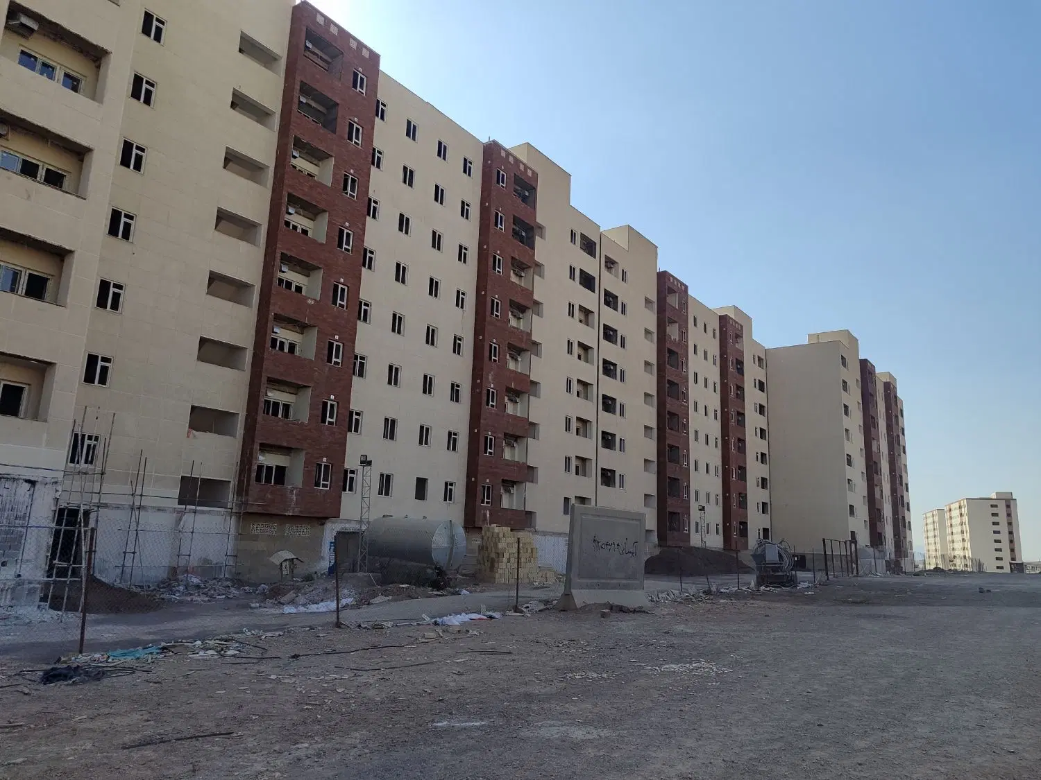 آپارتمان سه خواب ۹۰متری
