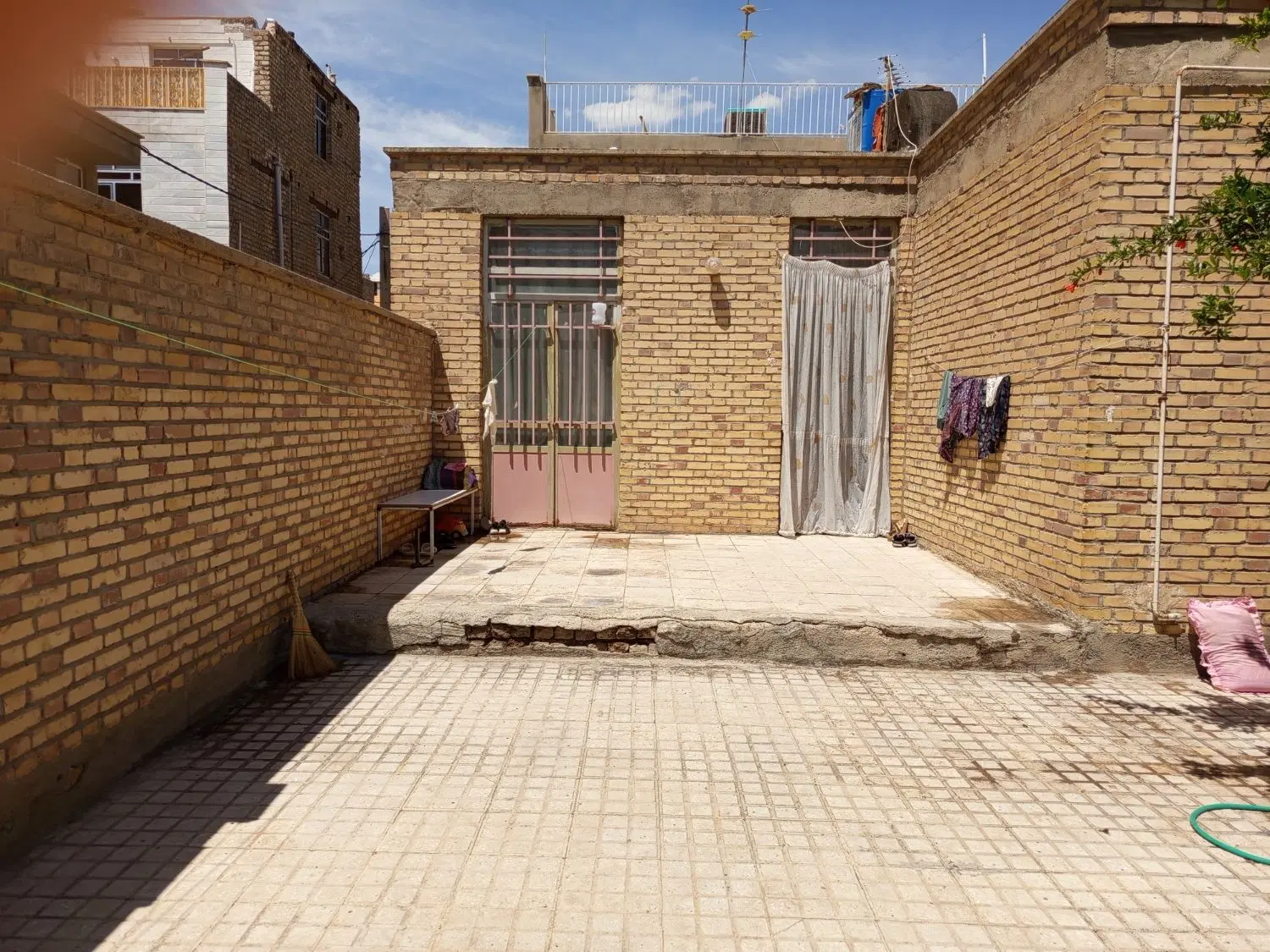 خانه کلنگی