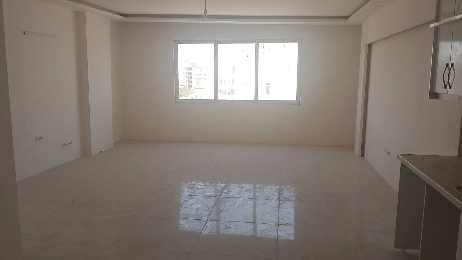 آپارتمان ۱۰۵متری تک واحدی فول امکانات