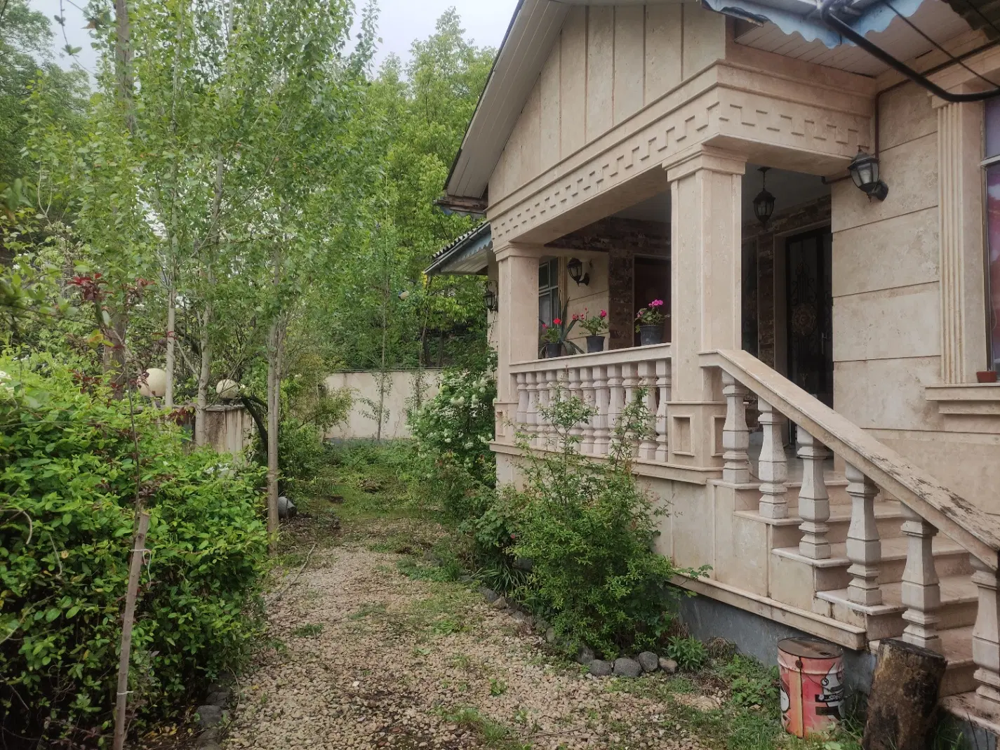 ویلای سنددار در گردنه حیران - روستای گیلده