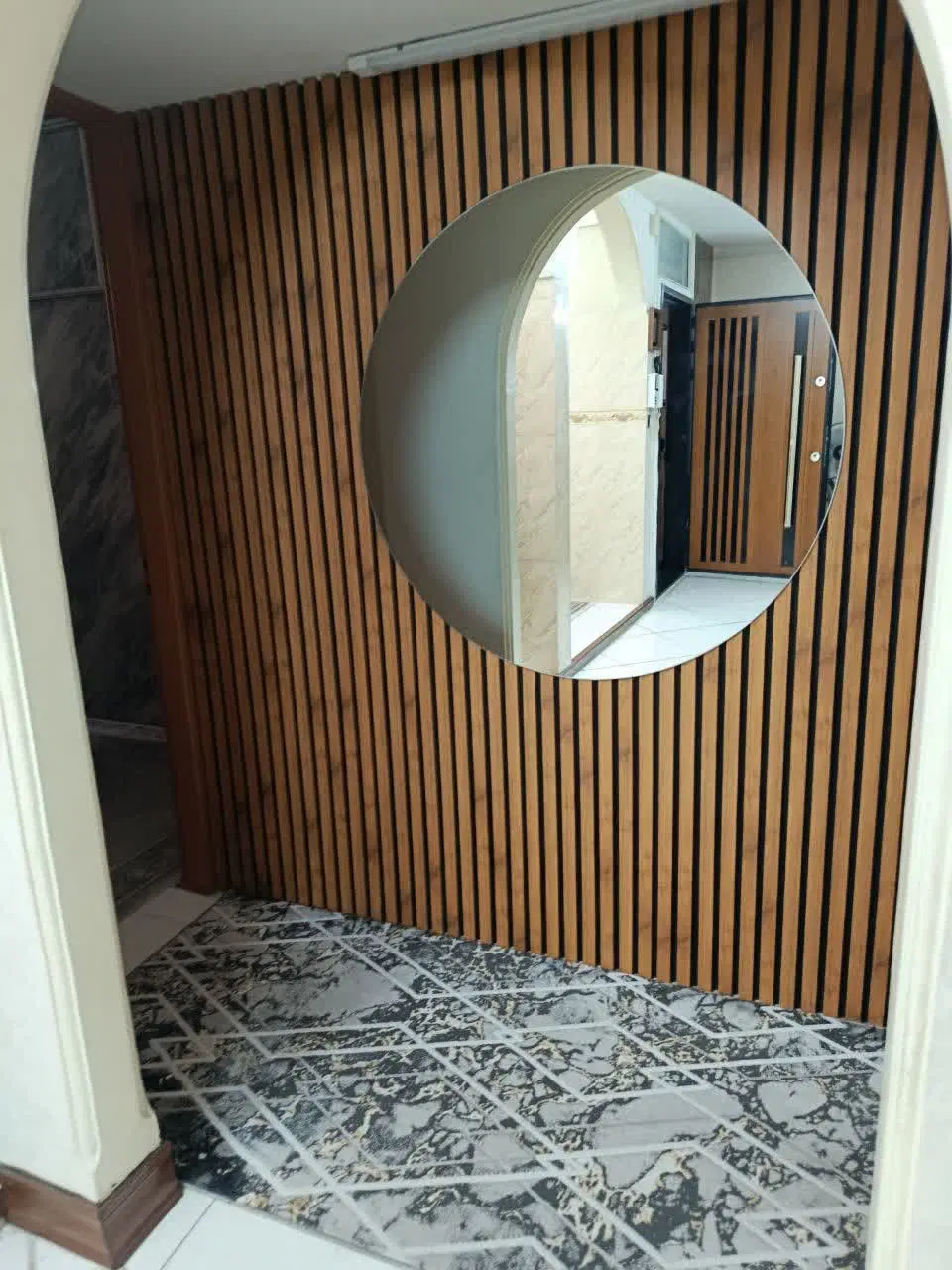 آپارتمان تک واحدی