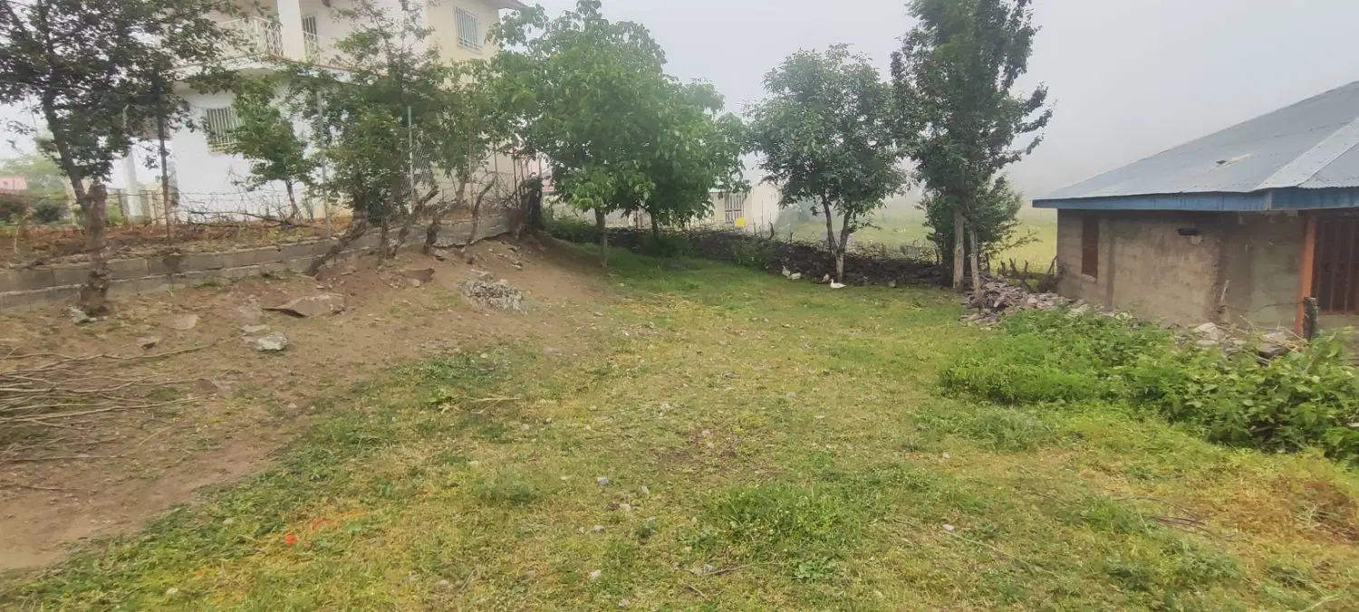 زمین بر آسفالت ییلاق الیت