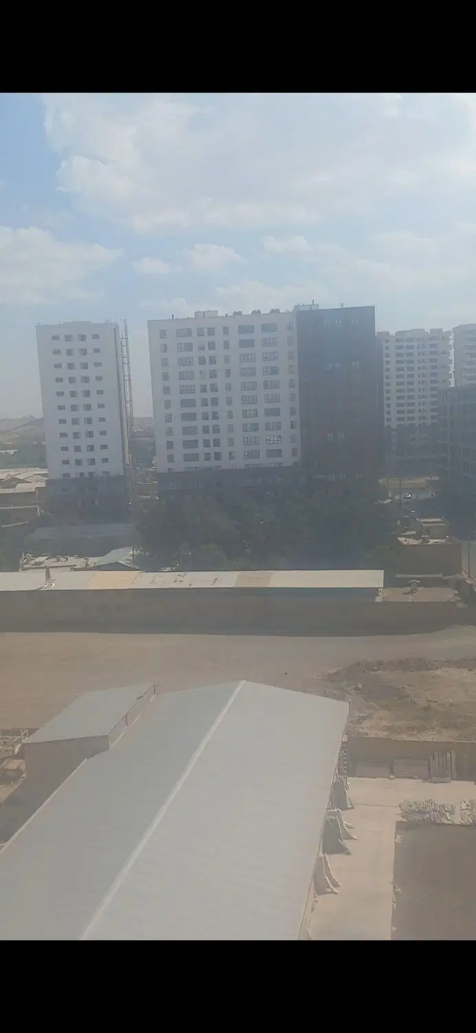 آپارتمان فروشی ۱۲۵ متر.  ۳ خواب. طبقه ۹.