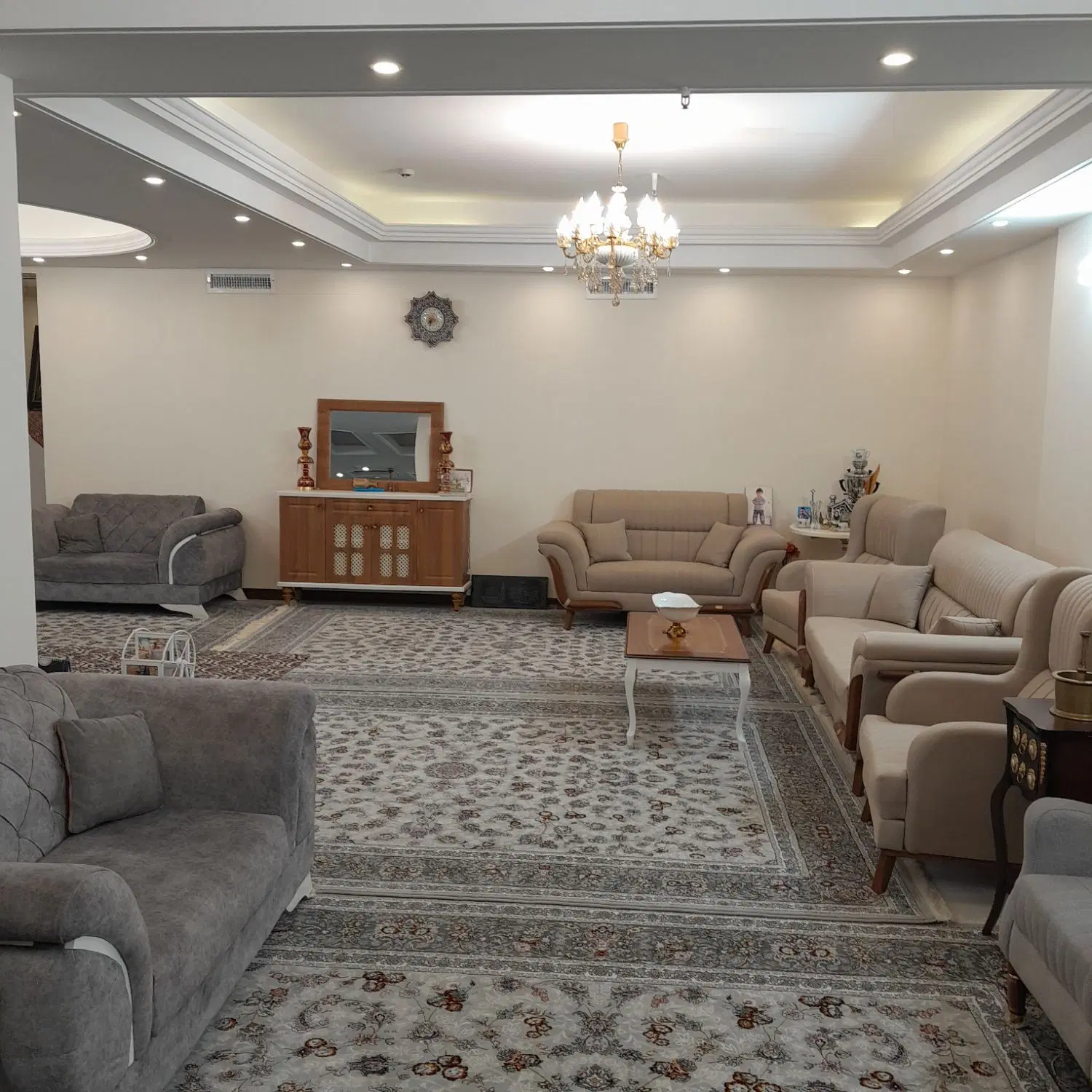 ۱۵۴متر ۳ خواب فول امکانات