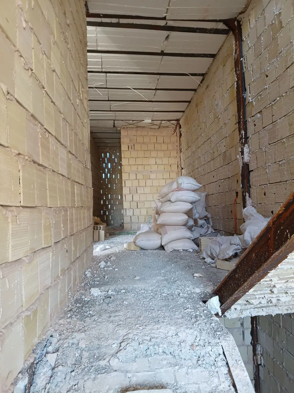 فروش۵طبقه آپارتمان یا۲واحد سفتکاری طبرسی۵۶نیکخلق۱