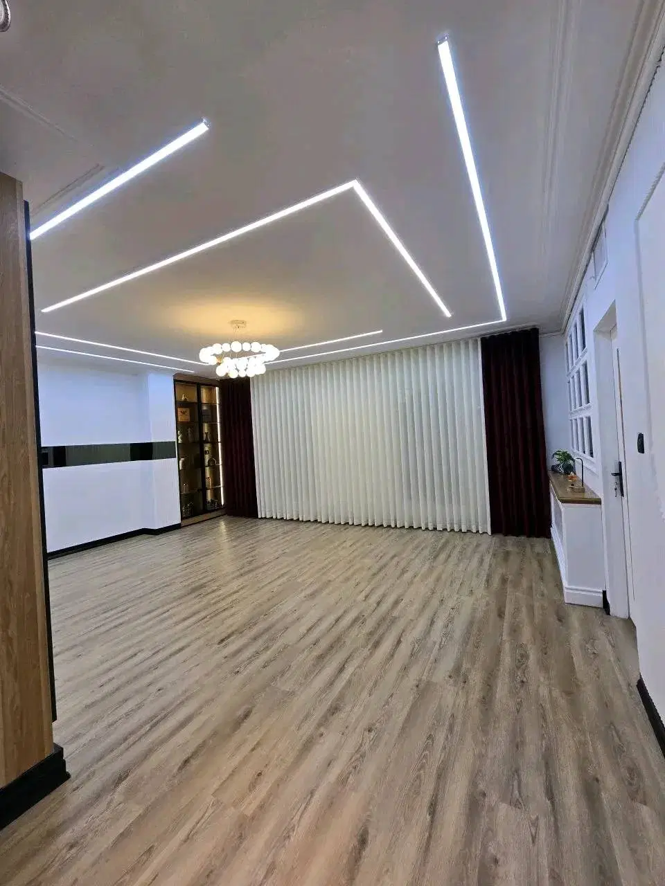 ۸۰متر_دوخواب_فول دیزاین_روبنما_سندتکبرگ