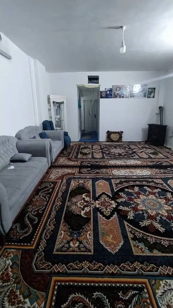 اپارتمان شیک ۱۰۰ متر توس ۷۴ حاشیه سلیمی طبقه...