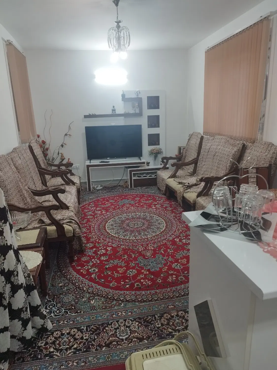 سه خوابه طبقه زیرزمین