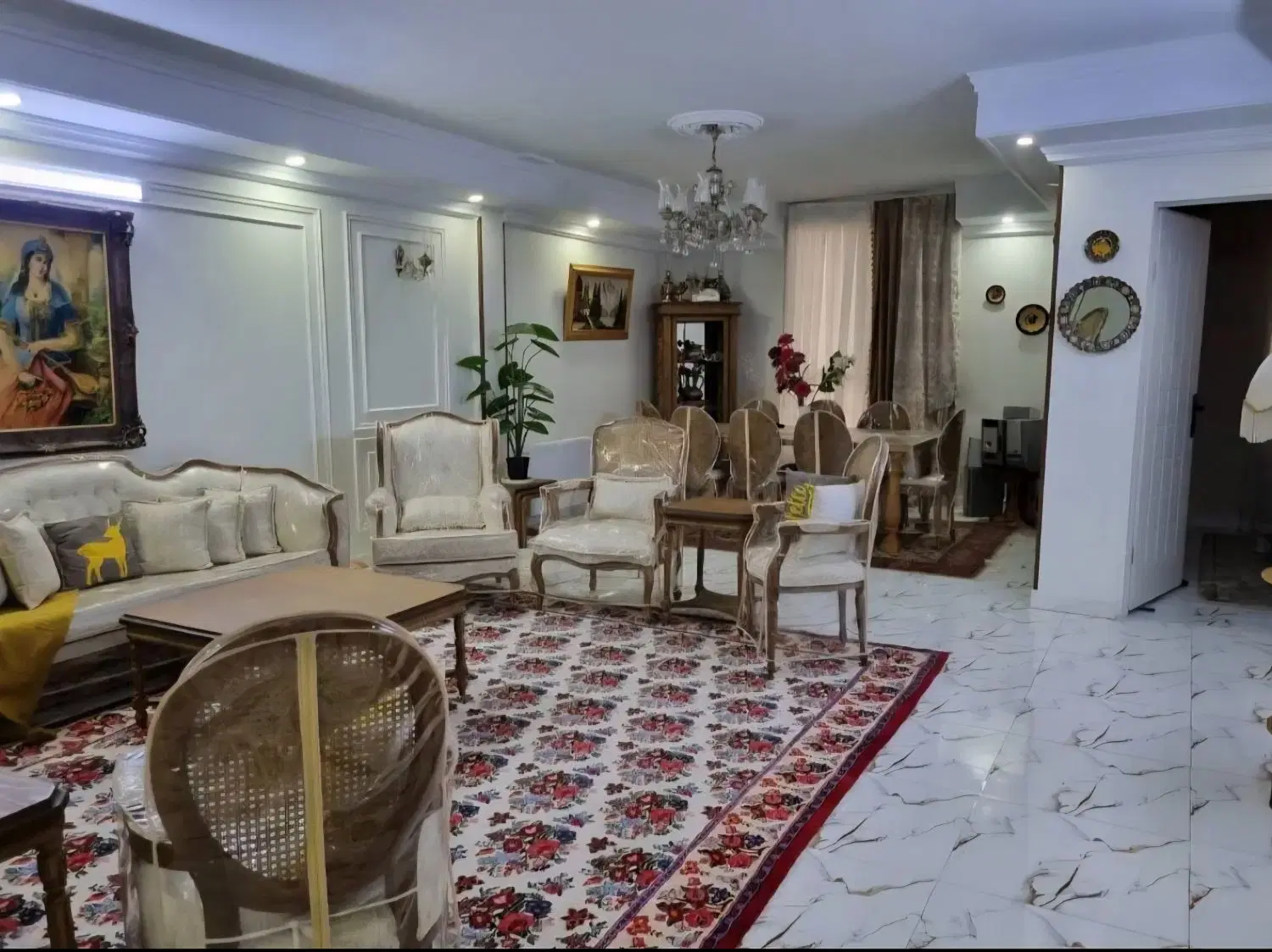 ۱۱۶مترآپارتمان تک واحدمسعودیه پارکینگ اصلی