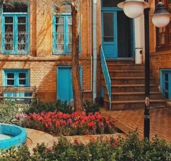 خانه ویلایی با صفا قدیمی قیمت مناسب