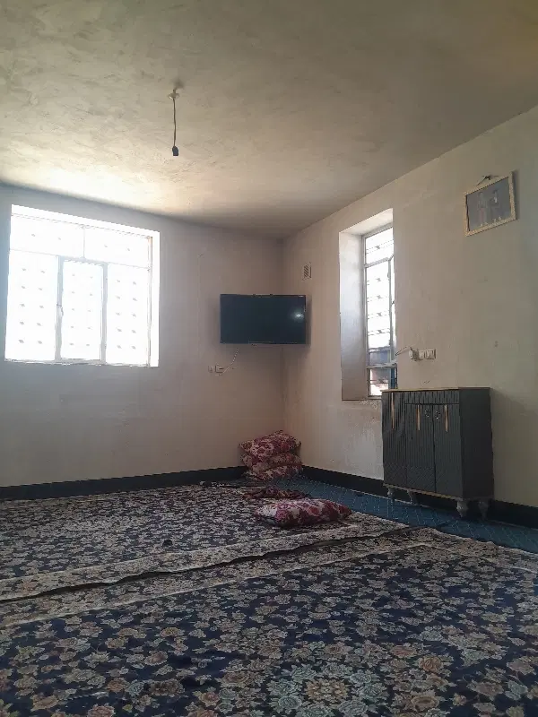 خانه فروشی ‌درگوشه