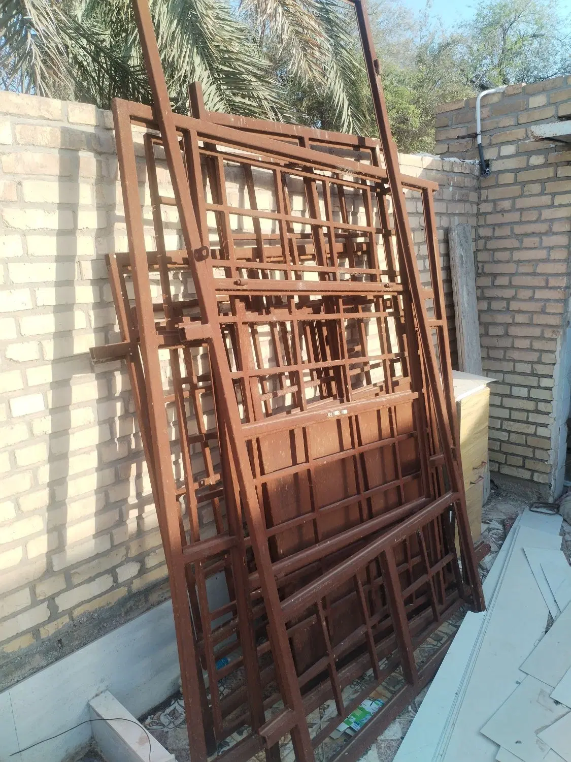خونه نیمه کاره فاز 3 امیر آباد