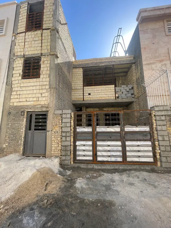 منزل دو طبقه