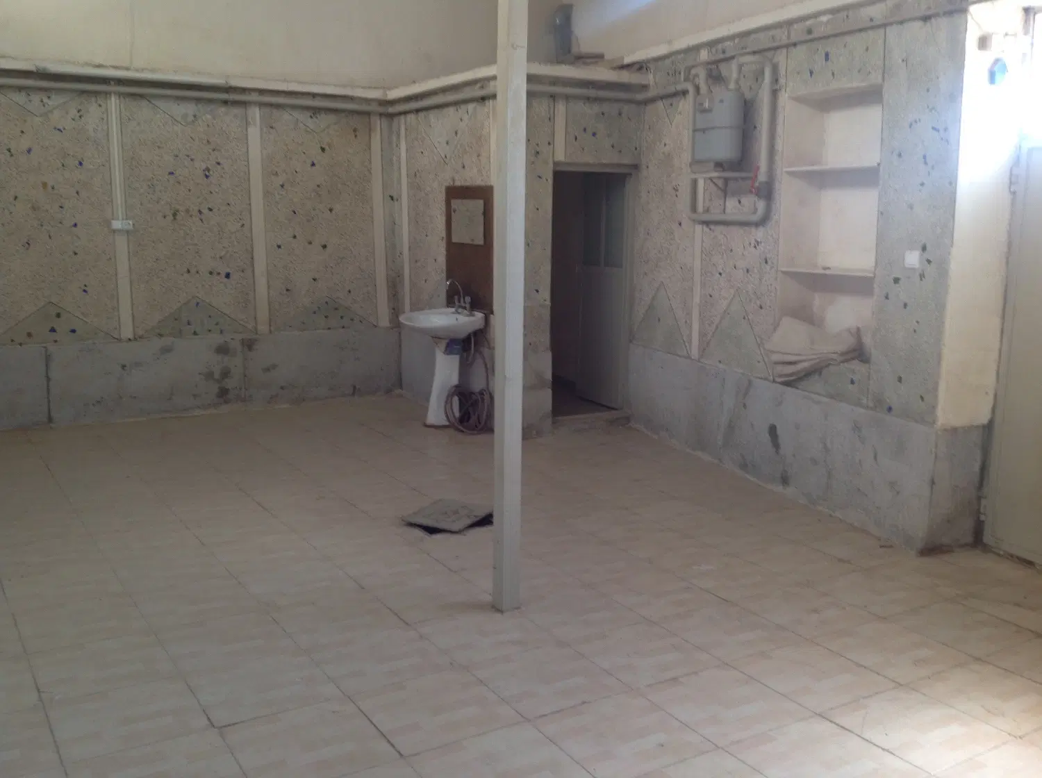اجاره کارگاه در خیابان ضیایی