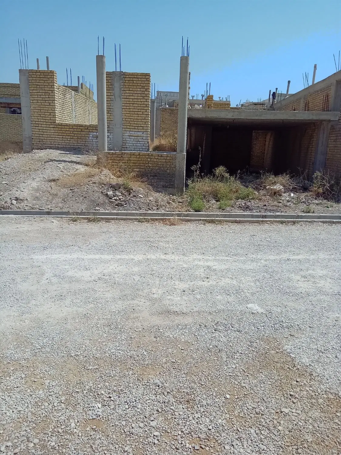 فروش منزل نیمه کاره