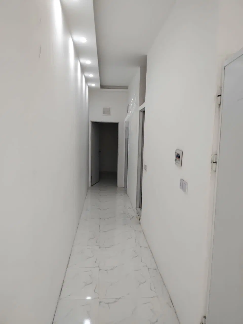 آپارتمان دوخواب آسانسوردار وپارکینگ