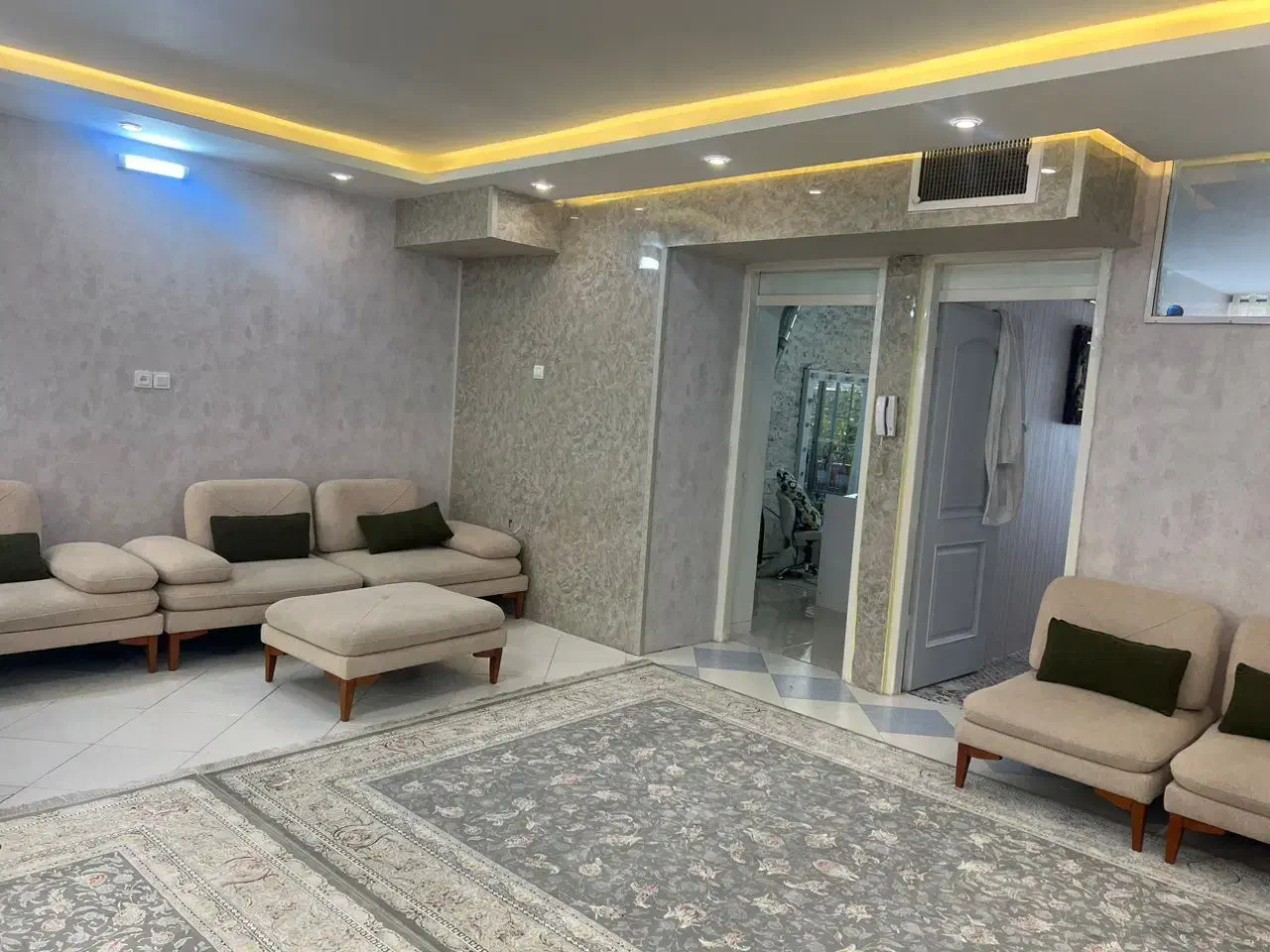 فروش یک واحد آپارتمان