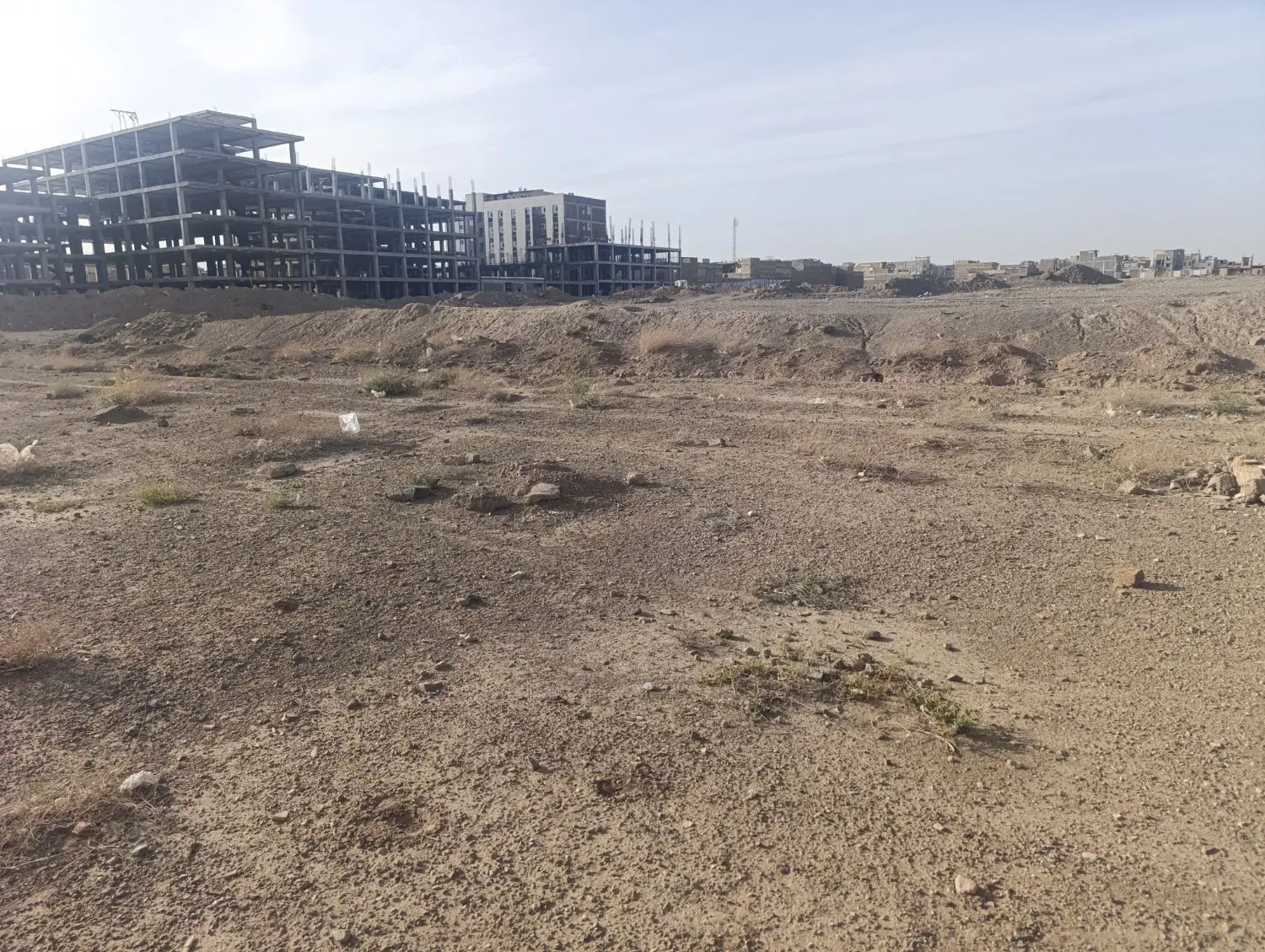 زمین ۶۰ متری گرشاسبی