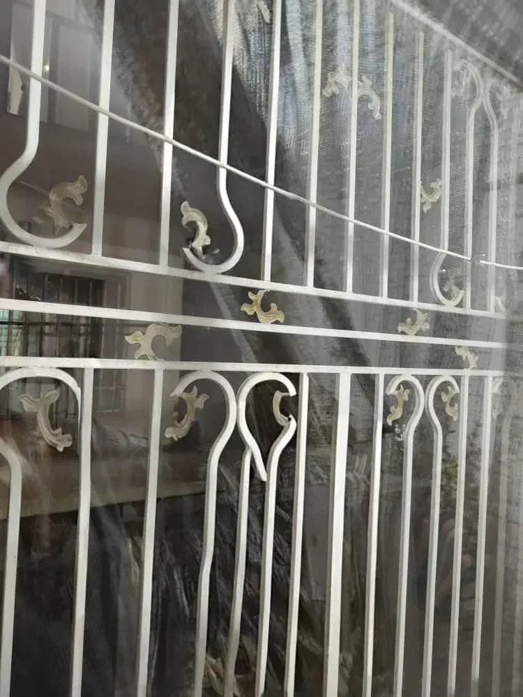 فروش واحد مسکونی 65متری سنددار