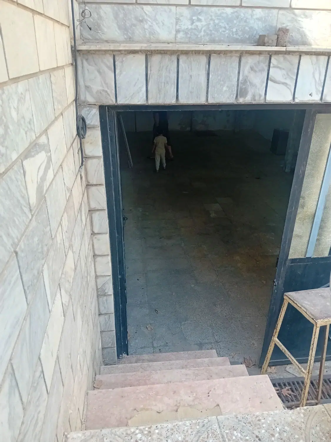 زیرزمین اجاره ای 60 متر