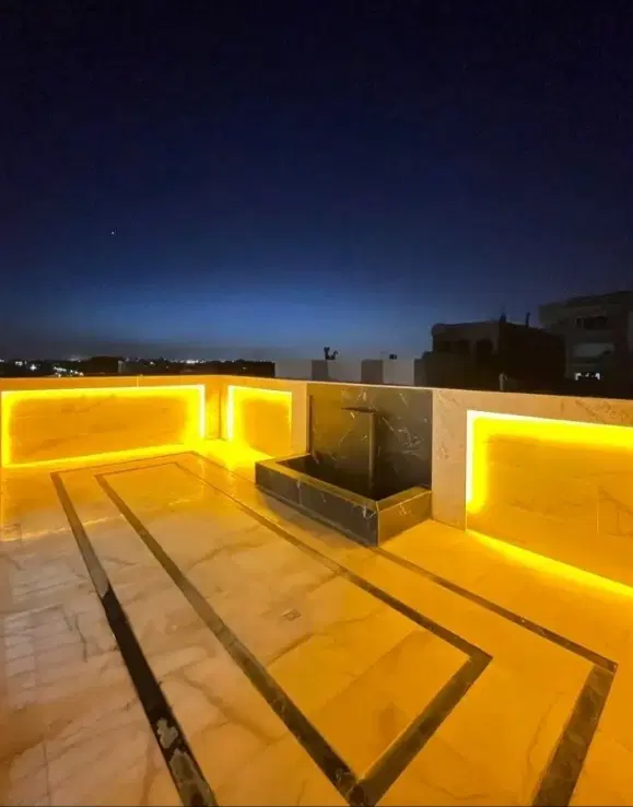 ۱۴۵ متری * ۸۰متــر حیاط اختصاصـی * بی همتا