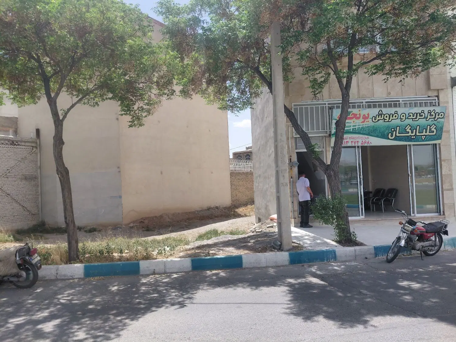 زمین تجاری 36متری  با جواز ساخت