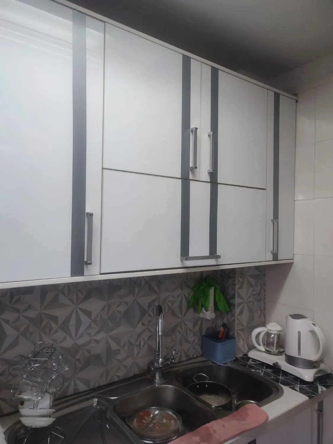 85متر دو خوابه با امکانات پارکینگ انباری آسانسور