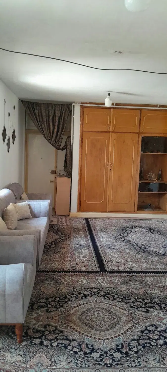 آپارتمان شهرک شهید رجایی طبقه دوم مهندسی