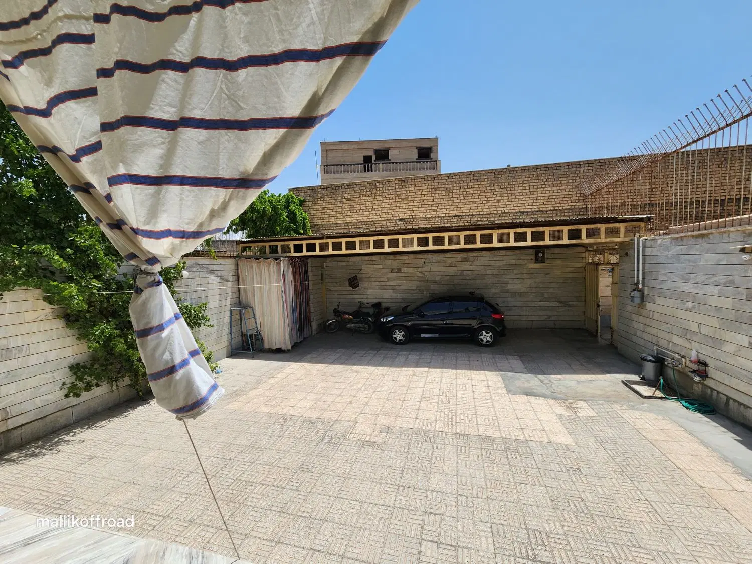 خانه دربست ویلایی حیاطی خمینی شهر
