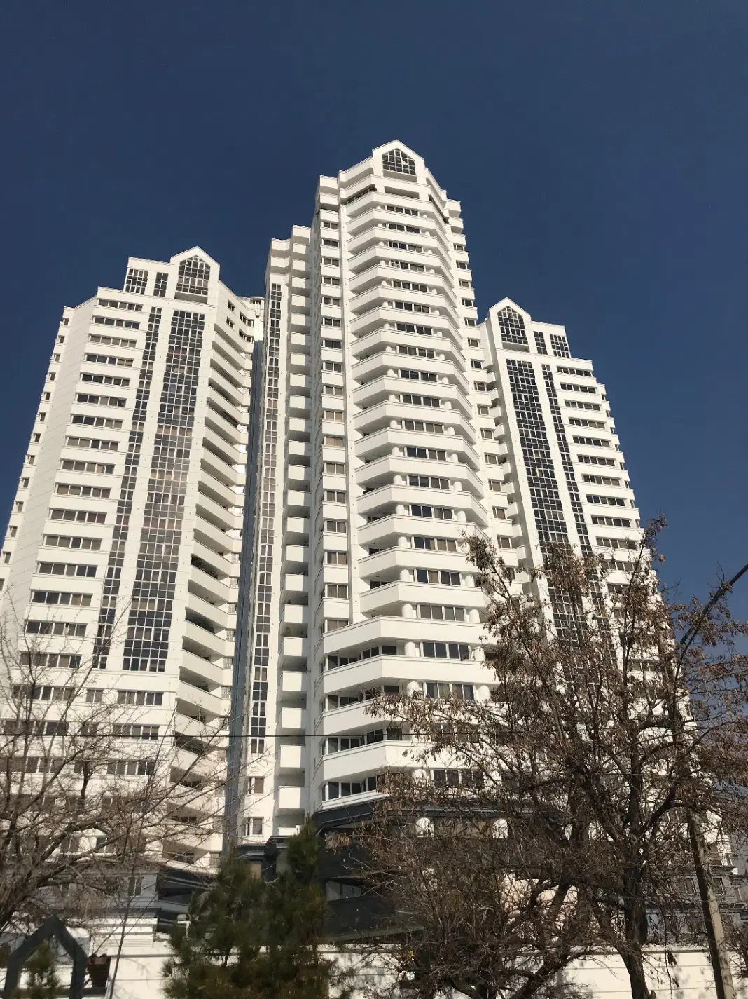 فروش آپارتمان ۲ خواب برج ایران زمین