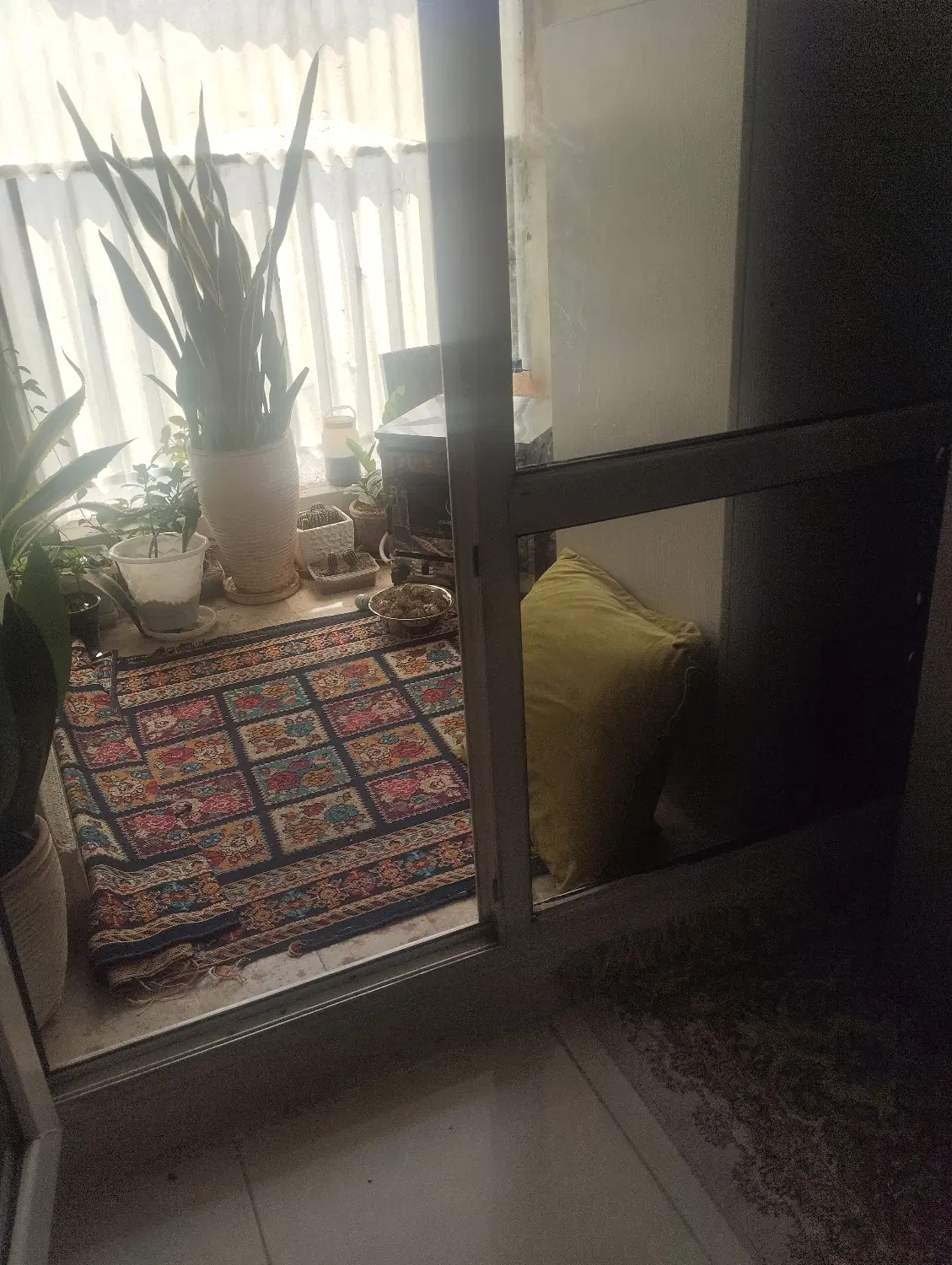 یک‌واحددرمینودر(الهیه)نزدیک‌بیمارستان‌ولایت