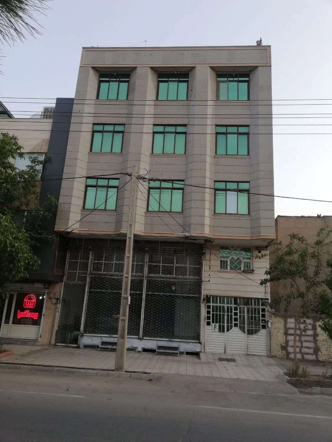 اوکازیون فروش ملک بعلت مهاجرت